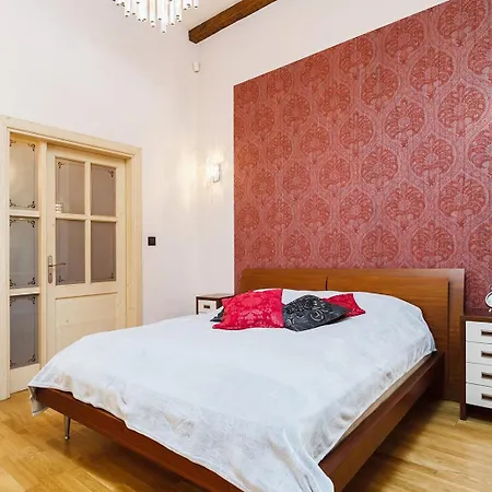 Royal Red Suite - Design Stay For 4 - Kazimierz شقة *