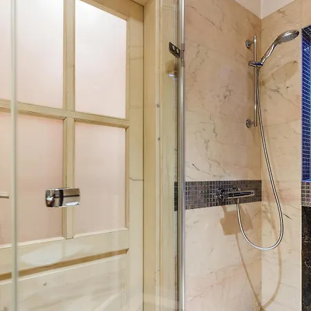Royal Red Suite - Design Stay For 4 - Kazimierz * كراكوفيا