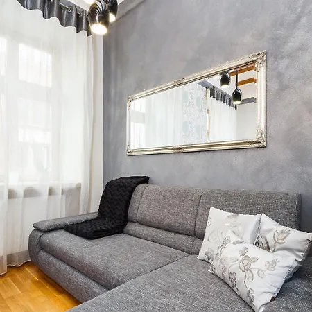 شقة Royal Red Suite - Design Stay For 4 - Kazimierz